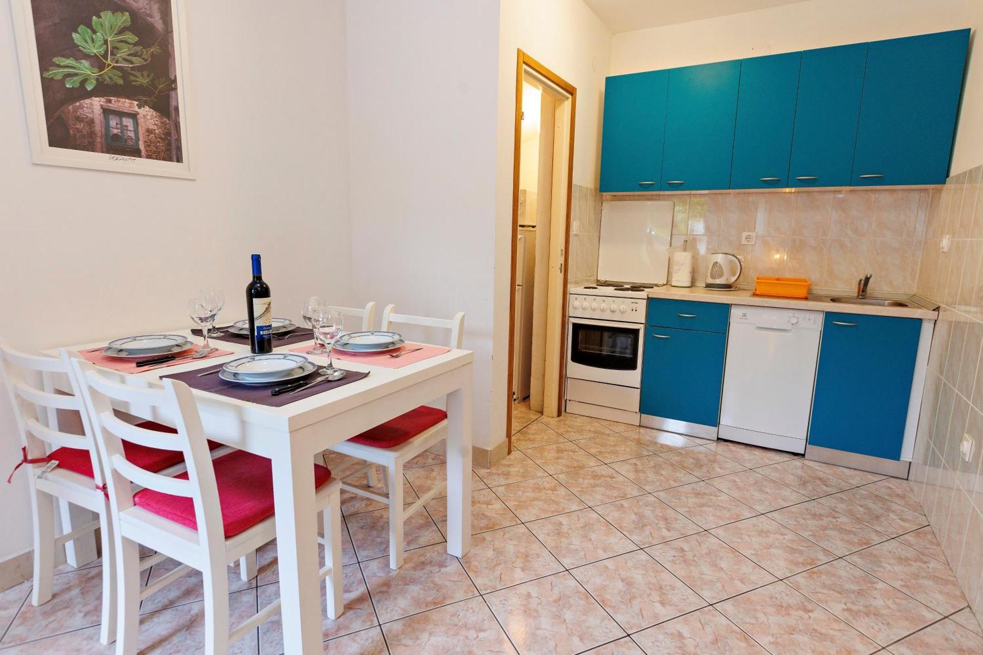 Apartments Baricevic Bol Bagian luar foto