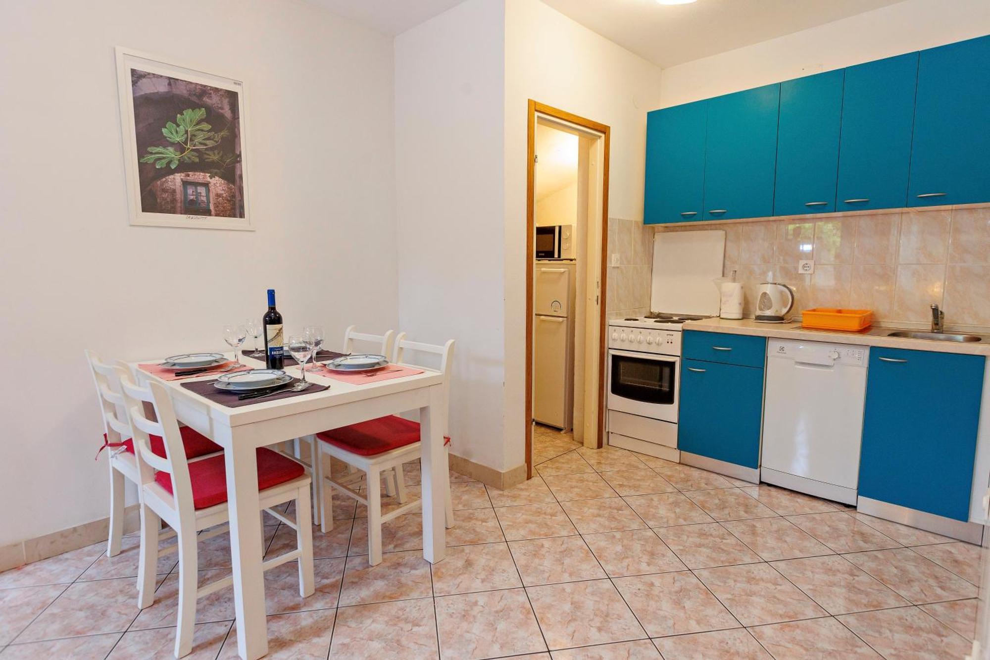 Apartments Baricevic Bol Bagian luar foto