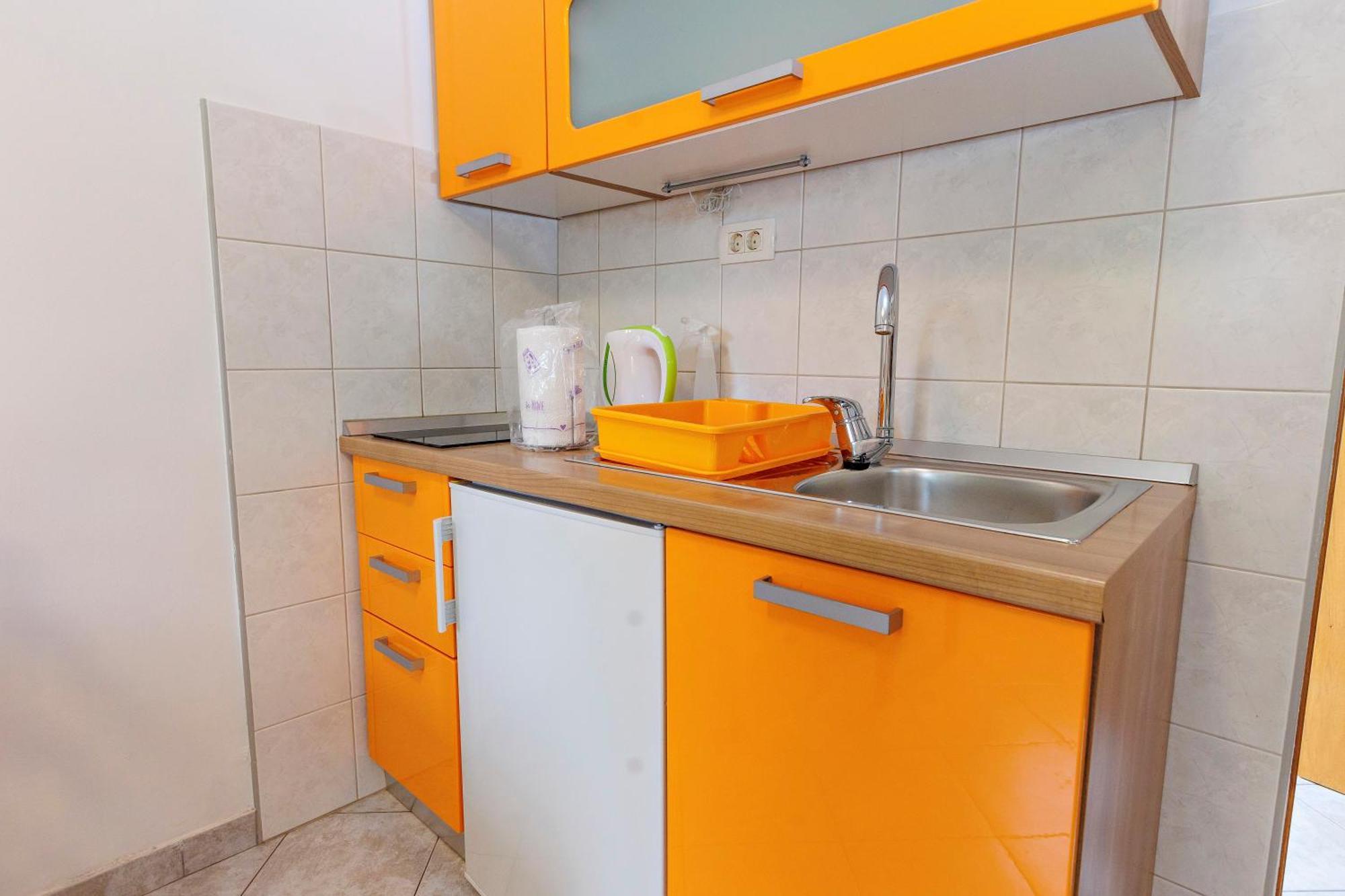 Apartments Baricevic Bol Bagian luar foto