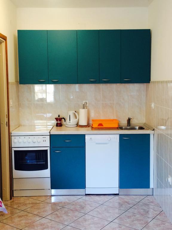 Apartments Baricevic Bol Bagian luar foto